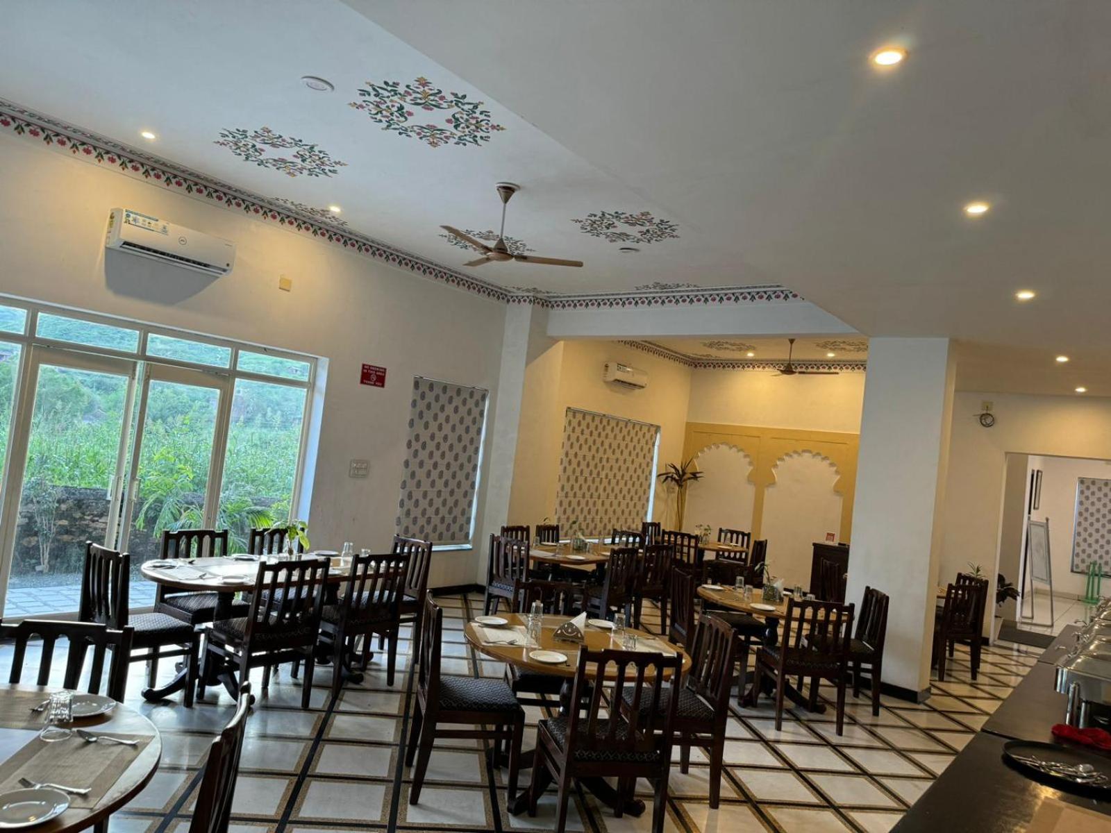 Jag Aravali Resort Udaipur By Naina Staycation - Best For Corporate Events - Family Parties - Mice 외부 사진