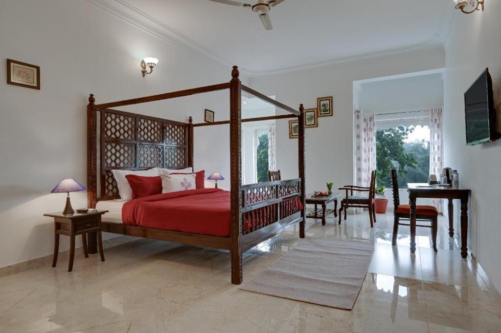 Jag Aravali Resort Udaipur By Naina Staycation - Best For Corporate Events - Family Parties - Mice 외부 사진