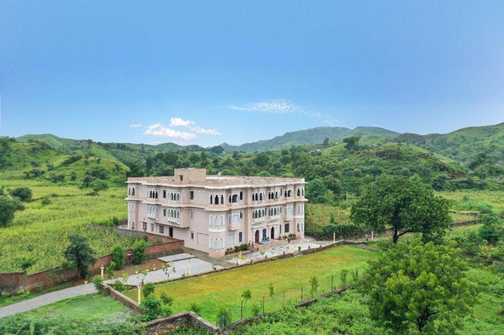 Jag Aravali Resort Udaipur By Naina Staycation - Best For Corporate Events - Family Parties - Mice 외부 사진