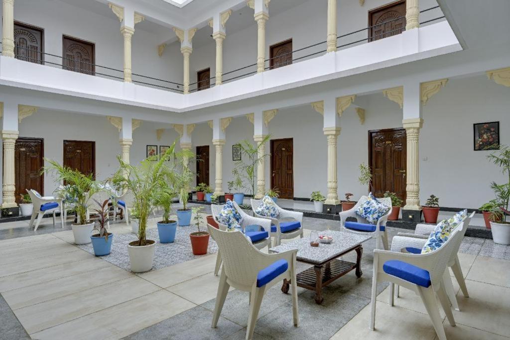 Jag Aravali Resort Udaipur By Naina Staycation - Best For Corporate Events - Family Parties - Mice 외부 사진