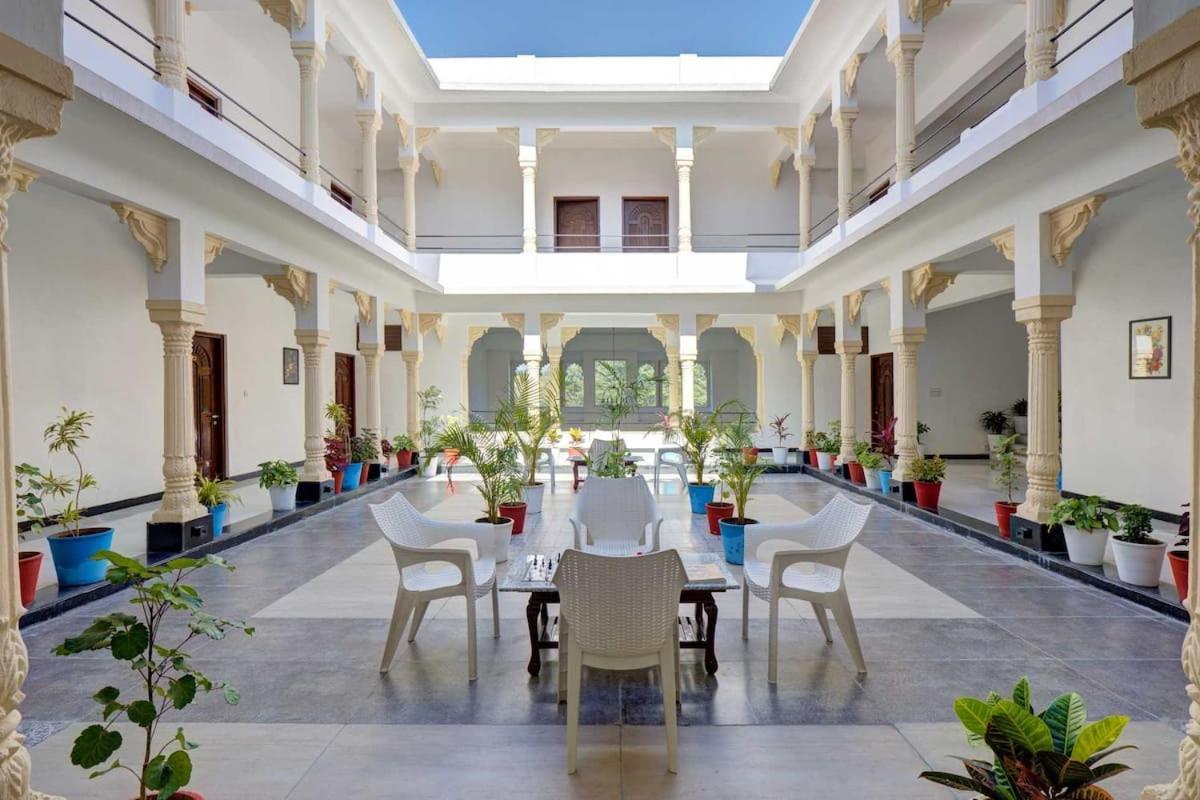 Jag Aravali Resort Udaipur By Naina Staycation - Best For Corporate Events - Family Parties - Mice 외부 사진
