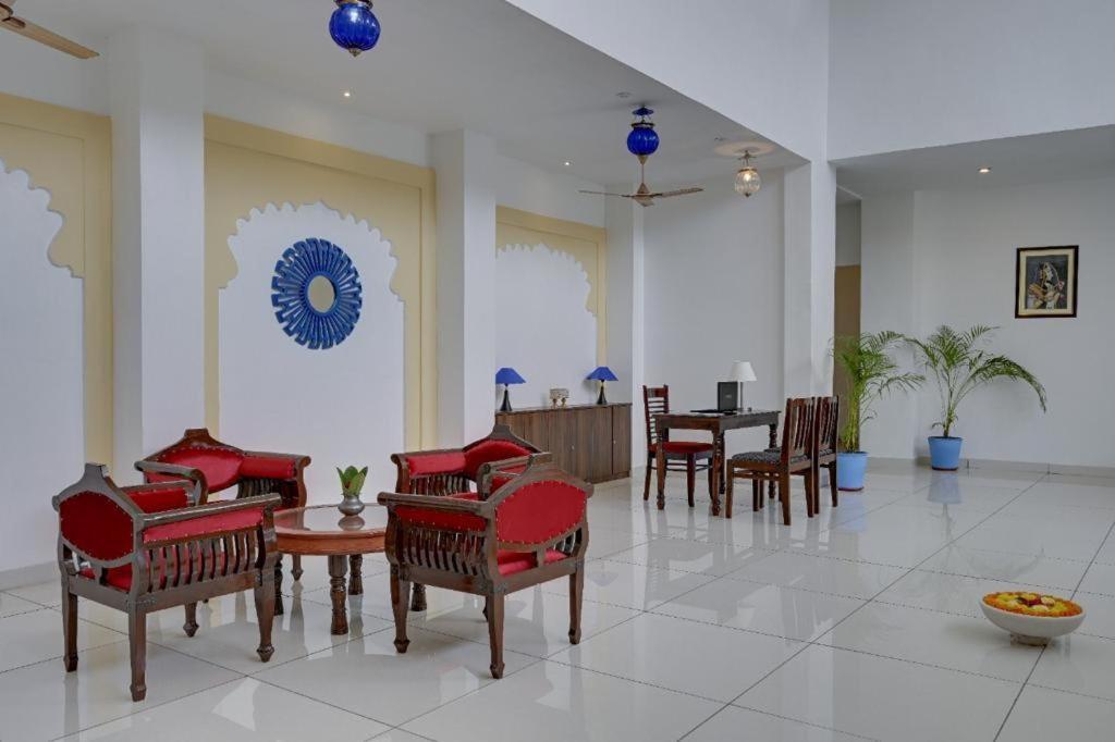 Jag Aravali Resort Udaipur By Naina Staycation - Best For Corporate Events - Family Parties - Mice 외부 사진