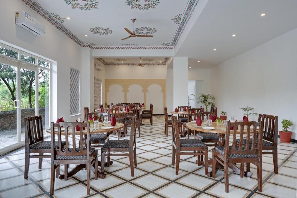 Jag Aravali Resort Udaipur By Naina Staycation - Best For Corporate Events - Family Parties - Mice 외부 사진