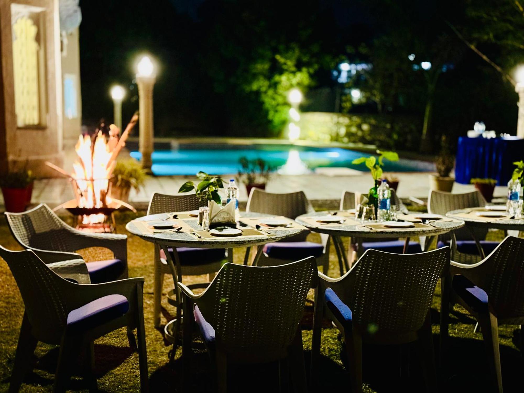 Jag Aravali Resort Udaipur By Naina Staycation - Best For Corporate Events - Family Parties - Mice 외부 사진