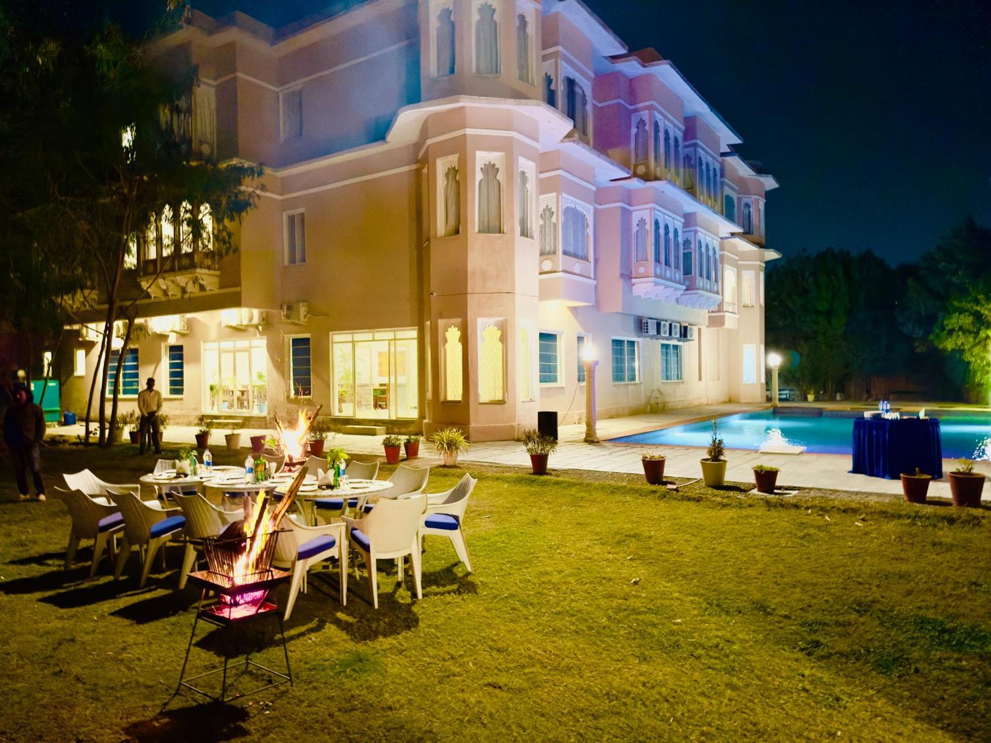 Jag Aravali Resort Udaipur By Naina Staycation - Best For Corporate Events - Family Parties - Mice 외부 사진