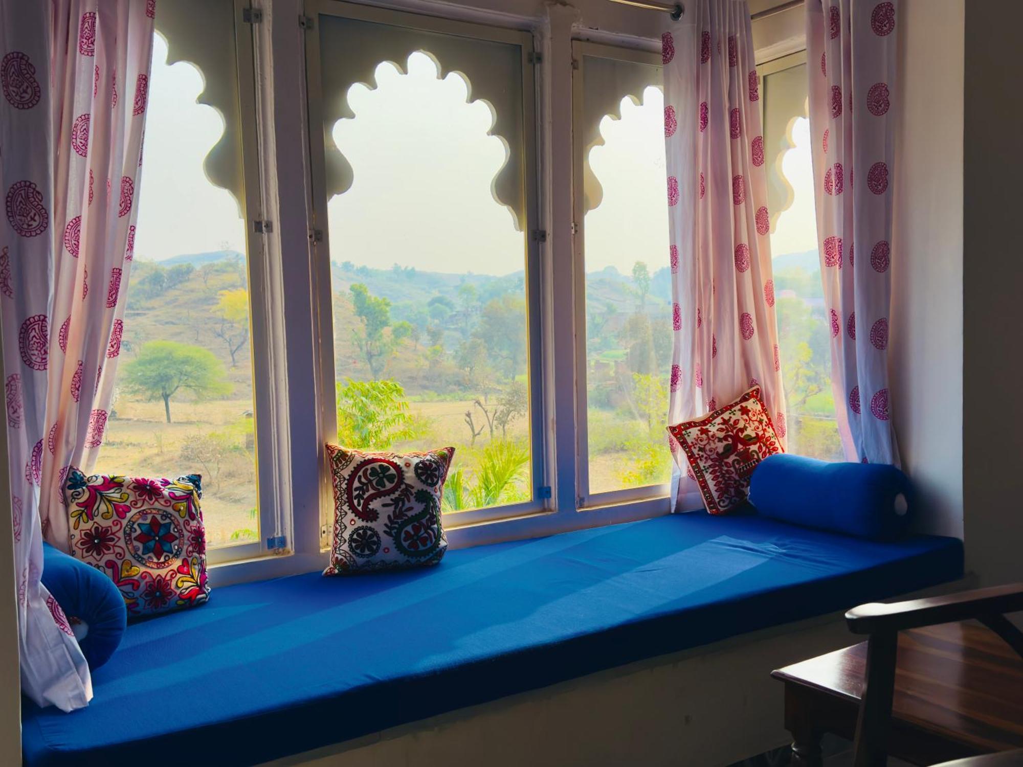 Jag Aravali Resort Udaipur By Naina Staycation - Best For Corporate Events - Family Parties - Mice 외부 사진